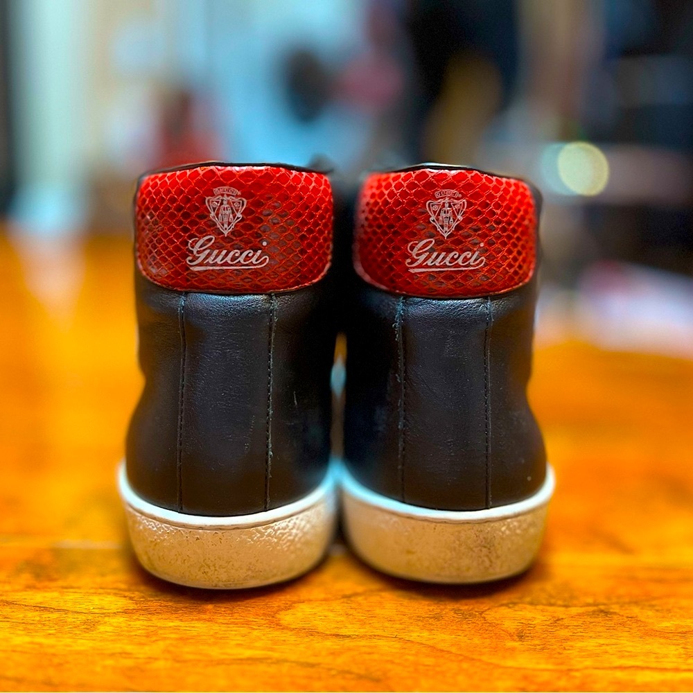 Gucci Men's Black and Red High-Top Sneakers